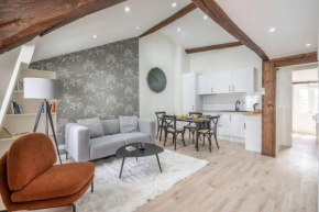 5#Two Bedrooms#Champs Elysées#Arc de Triomphe#AC